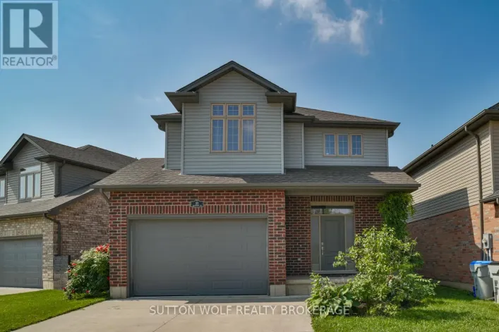 22 QUEENSWAY DRIVE, Strathroy-Caradoc