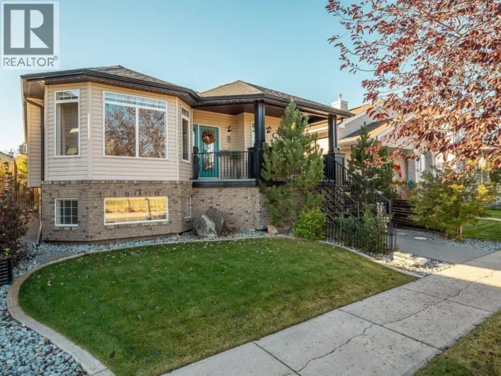 22 Riverstone Boulevard W, Lethbridge