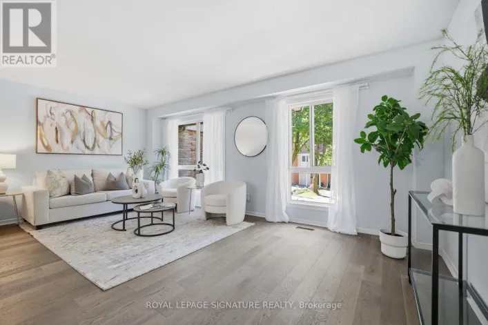 22 SNAPDRAGON DRIVE, Toronto