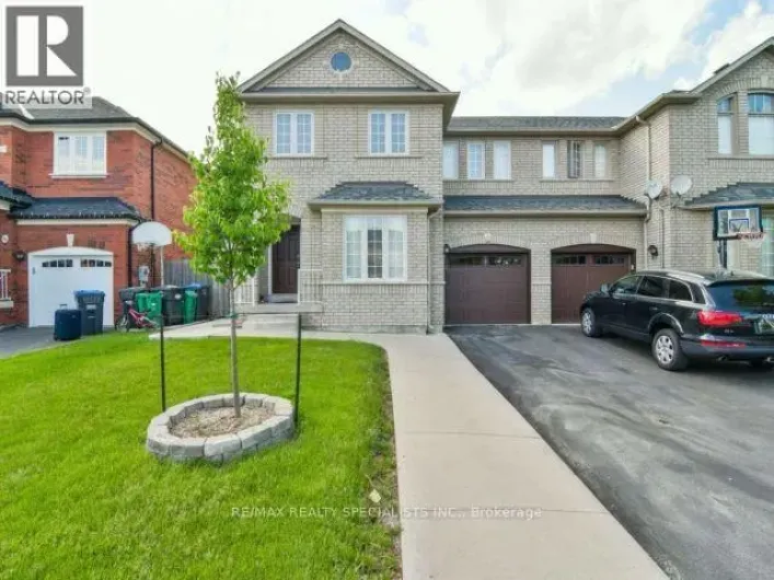 22 STREAMSIDE LANE, Brampton