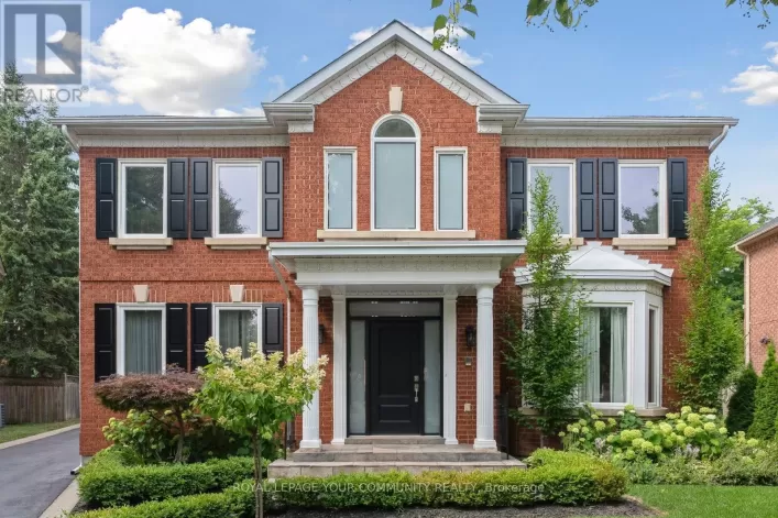 22 THEOBALDS CIRCLE, Richmond Hill