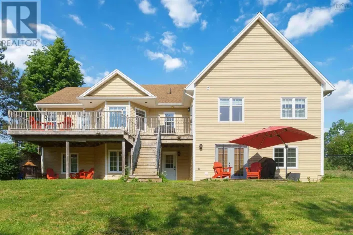 22 Valley View Drive, Falmouth
