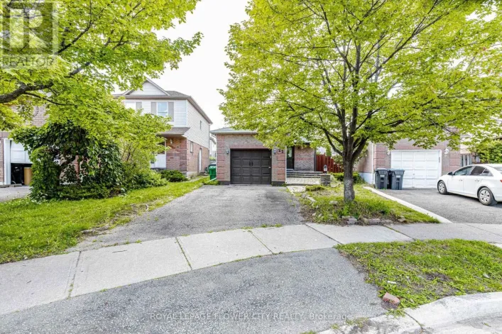 House for sale: 22 WALLINGFORD COURT, Brampton