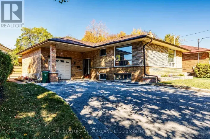 22 WATERFIELD DRIVE, Toronto