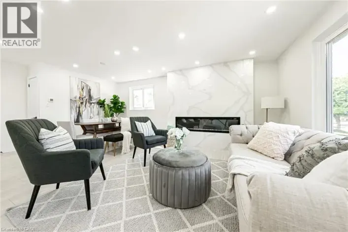 House for rent: 22 WILLIAM JOHNSON Street Unit# Mainfloor, Stoney Creek