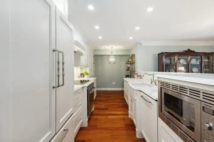 220 15210 PACIFIC AVENUE, White Rock