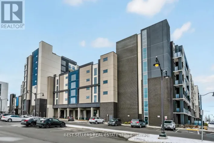 220 - 16 CONCORD PLACE, Grimsby