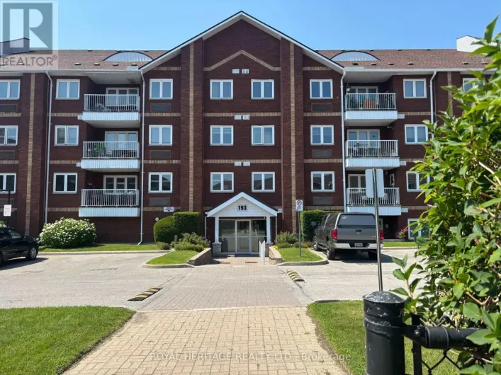 220 - 193 LAKE DRIVEWAY W, Ajax