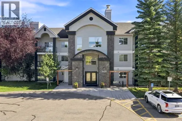 220, 2022 Canyon Meadows Drive SE, Calgary