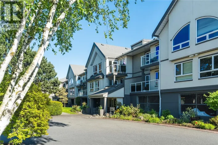 220 2245 James White Blvd, Sidney