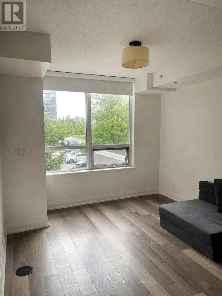 220 - 372 HIGHWAY 7 ROAD E, Richmond Hill