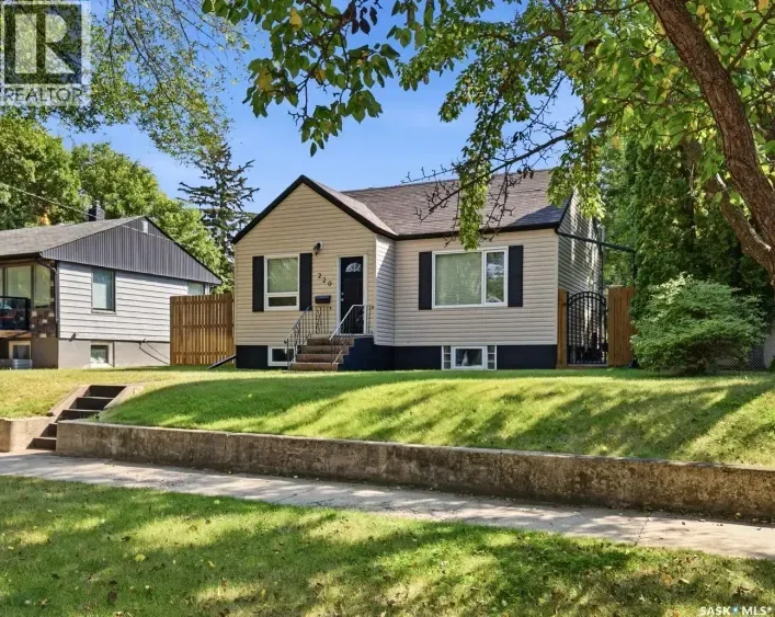 House for sale: 220 3rd STREET E, Saskatoon