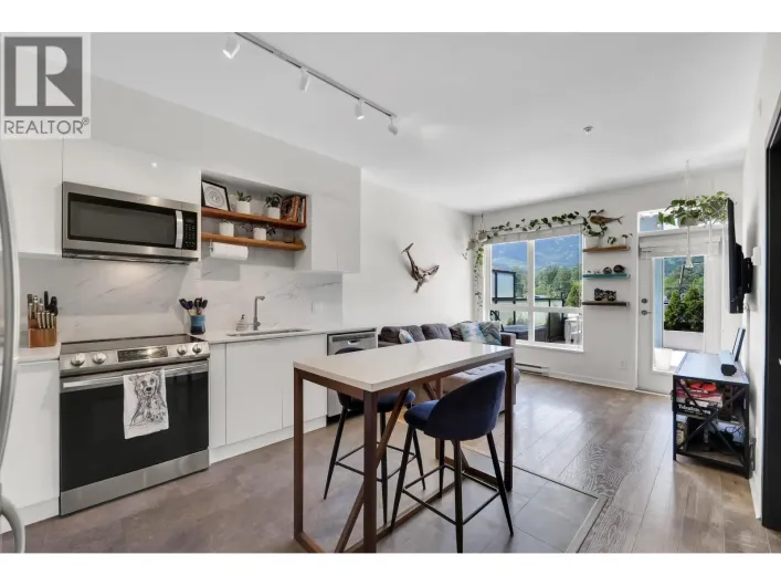 220 40437 TANTALUS ROAD, Squamish