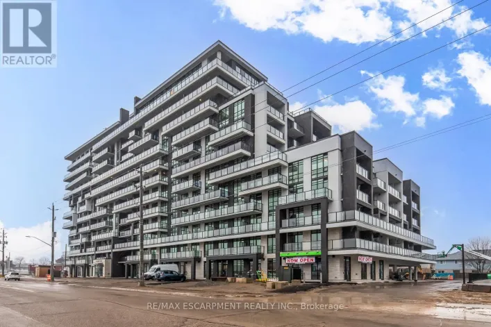 220 - 461 GREEN ROAD, Hamilton