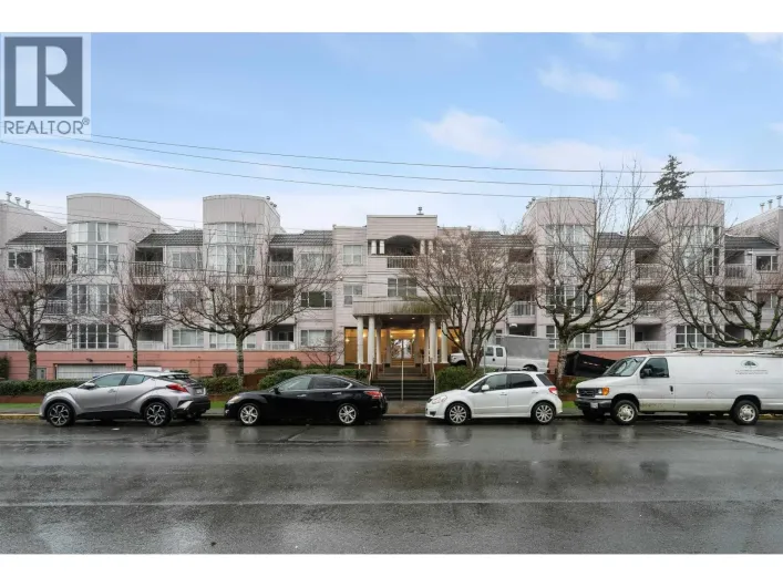 220 5500 ARCADIA ROAD, Richmond
