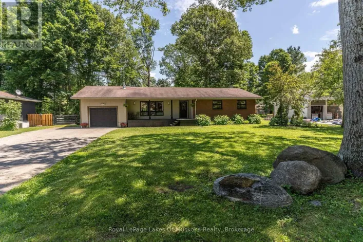 220 ALEXANDER STREET, Gravenhurst)