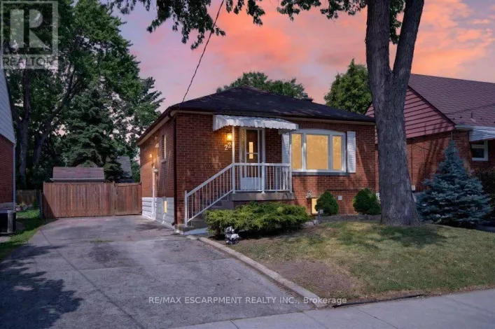 220 EAST 13TH STREET, Hamilton
