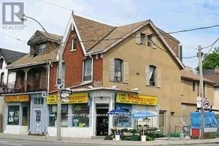 220 GERRARD STREET E, Toronto