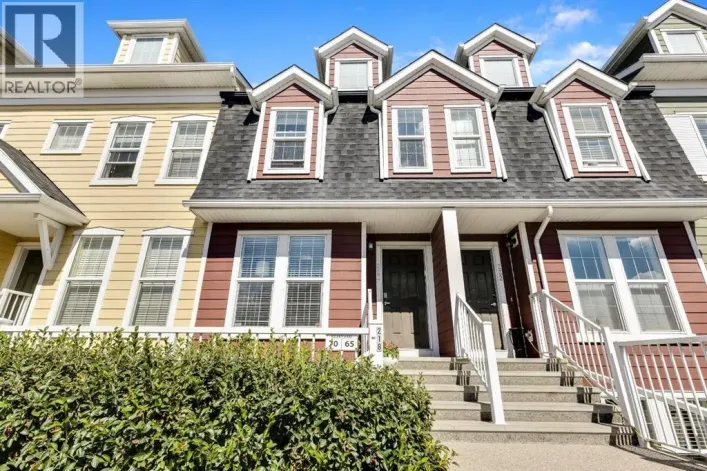 220 Mckenzie Towne Close SE, Calgary