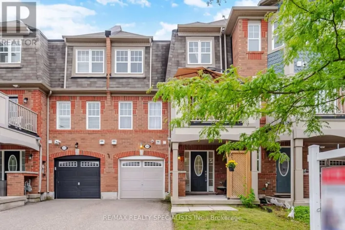 220 MORTIMER CRESCENT, Milton