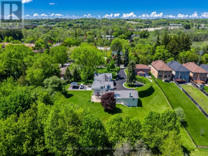 220 OLD YONGE STREET, Aurora