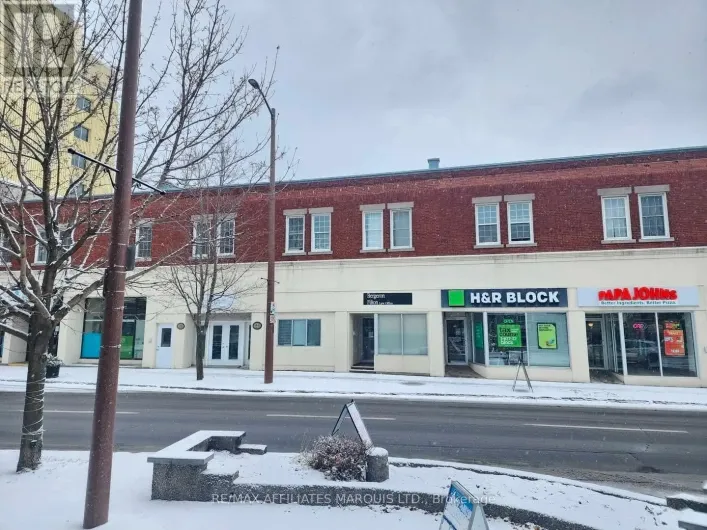 220 PITT STREET, Cornwall