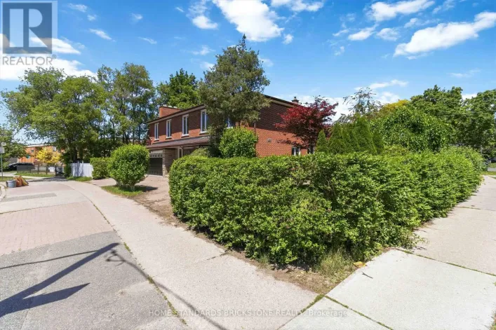 220 TORRESDALE AVENUE, Toronto