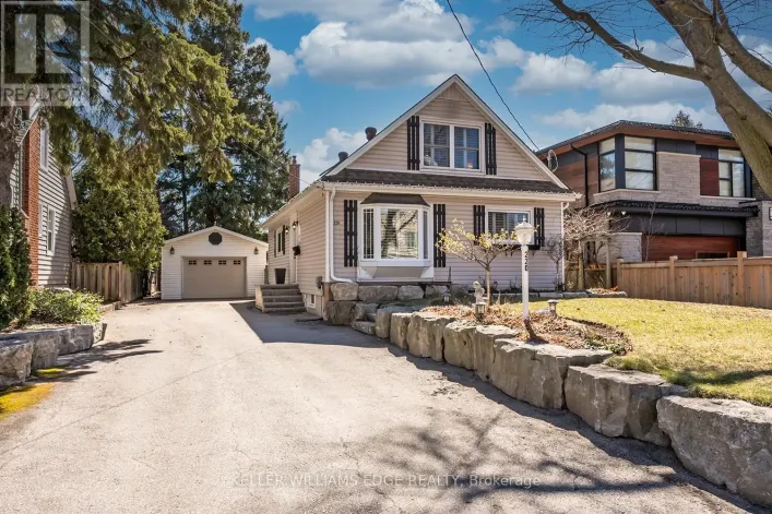 220 TOWNSEND AVENUE, Burlington