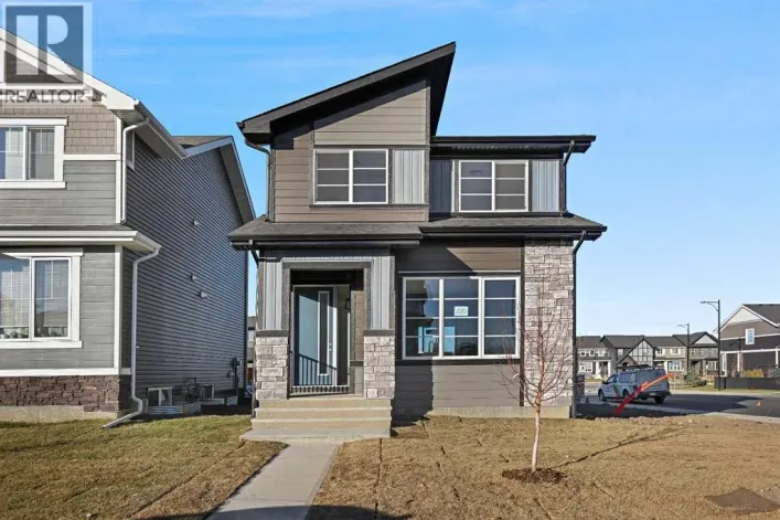 220 Waterford Heath, Chestermere