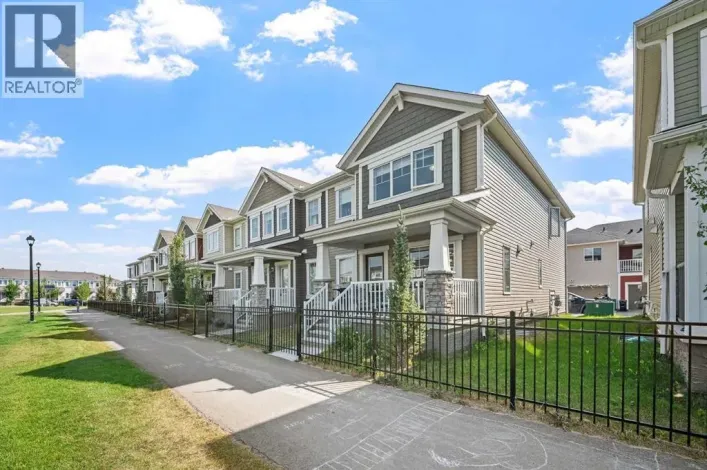 220 Windbury Lane SW, Airdrie