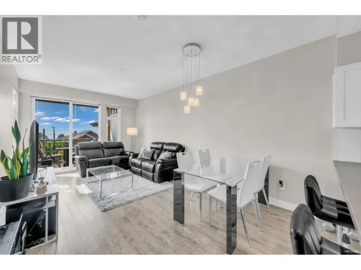 2201 963 CHARLAND AVENUE, Coquitlam