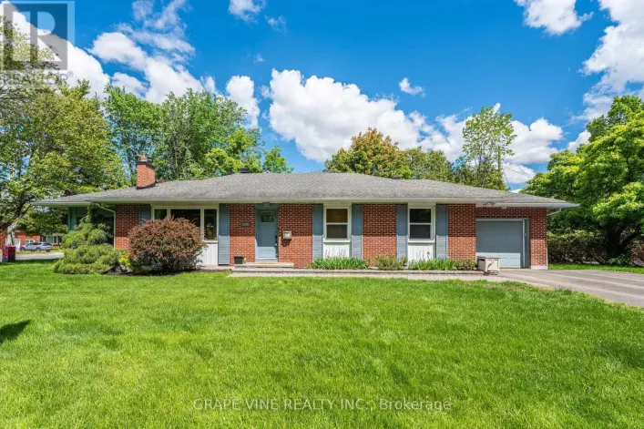 2201 BRAESIDE AVENUE, Ottawa