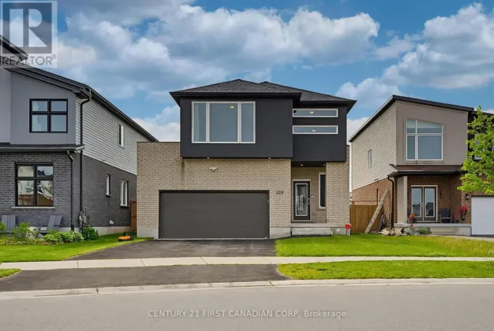 2201 WATEROAK DRIVE, London North