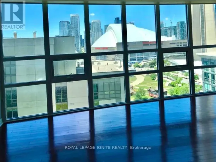 2202 - 19 GRAND TRUNK CRESCENT, Toronto