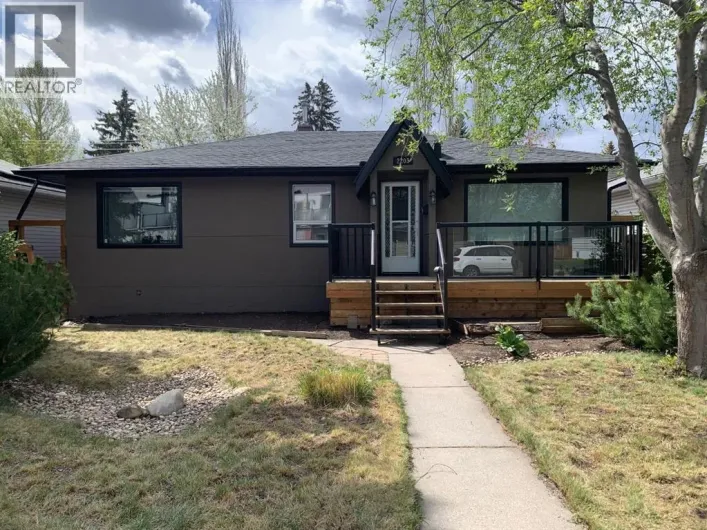 2203 25 Avenue NW, Calgary