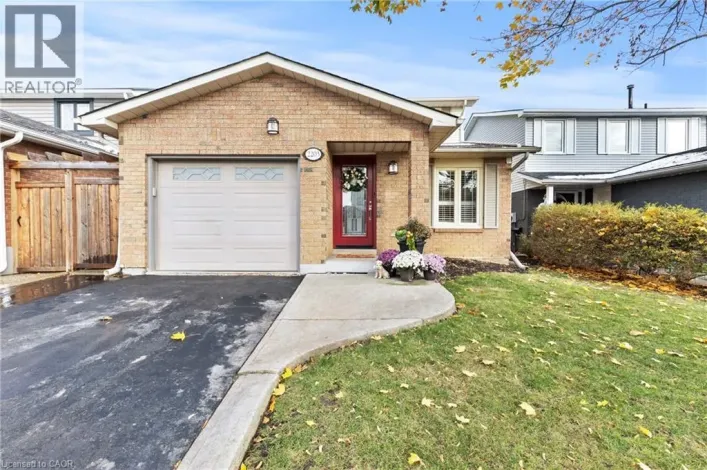 2203 HUNT Crescent, Burlington