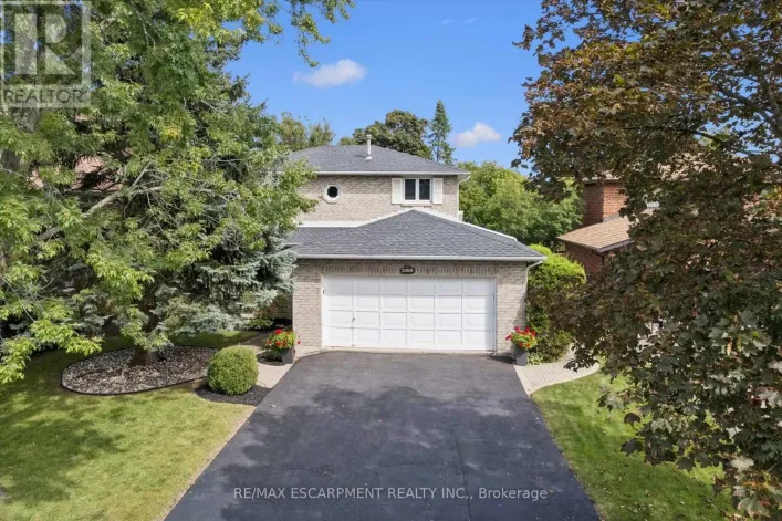2203 ROBIN DRIVE, Mississauga