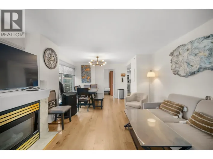 2204 183 KEEFER PLACE, Vancouver