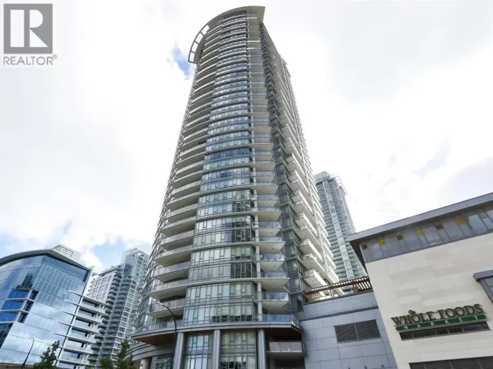 2204 2008 ROSSER AVENUE, Burnaby