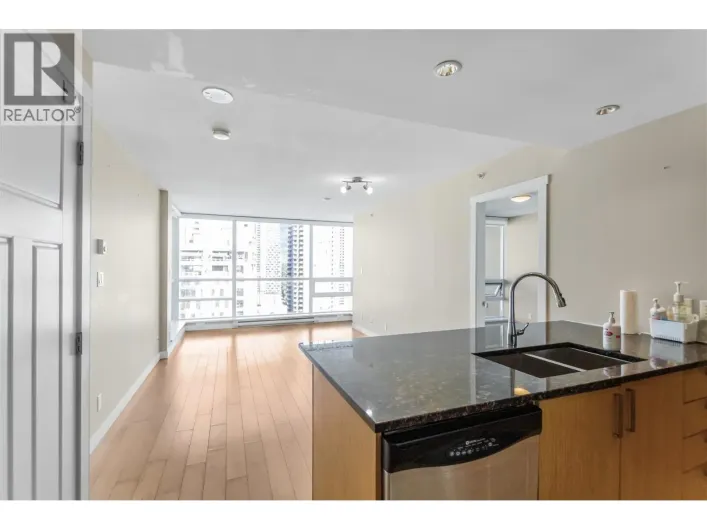 2204 2978 GLEN DRIVE, Coquitlam