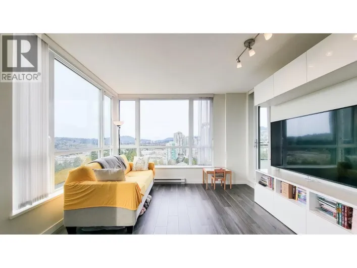 2204 3096 WINDSOR GATE, Coquitlam