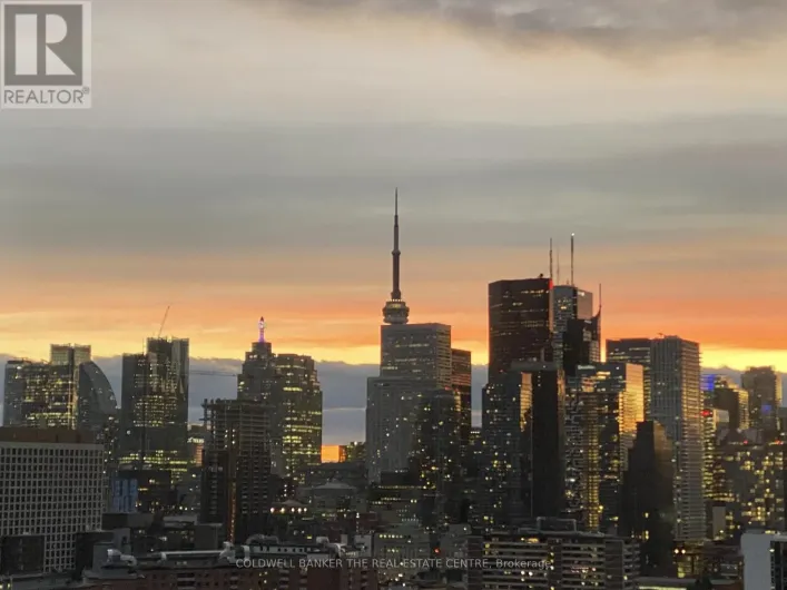 2205 - 225 SACKVILLE STREET, Toronto