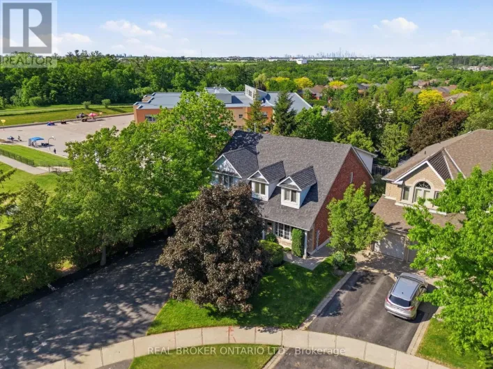 2205 SHAFTESBURY COURT, Oakville