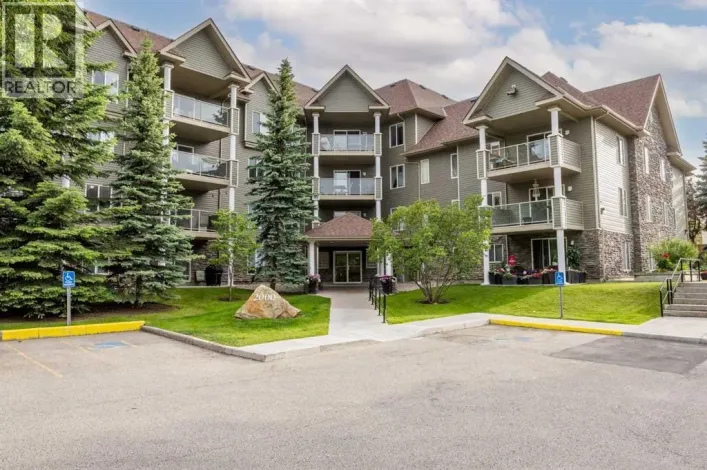 2206, 2000 Millrise Point SW, Calgary