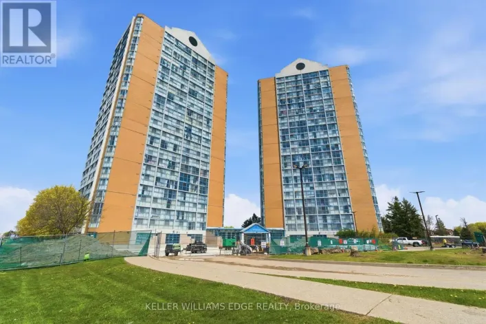 2206 - 25 TRAILWOOD DRIVE, Mississauga