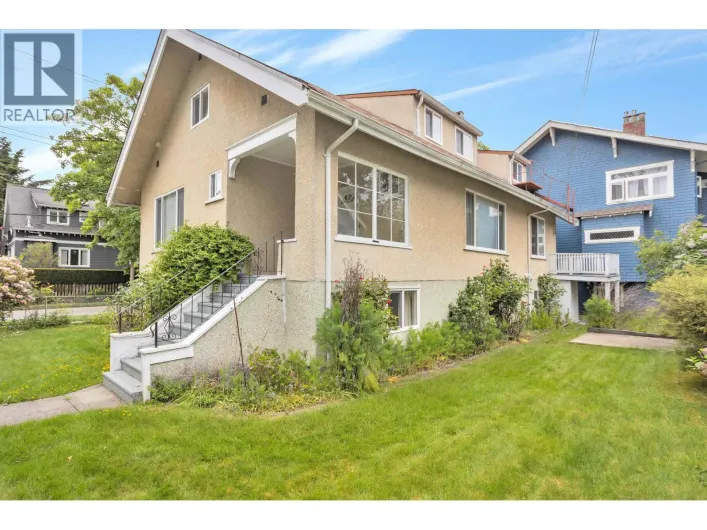 2206 MUSQUEAMVIEW STREET, Vancouver
