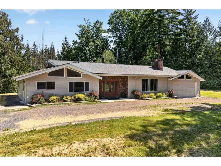 House for sale: 22065 102 AVENUE, Langley
