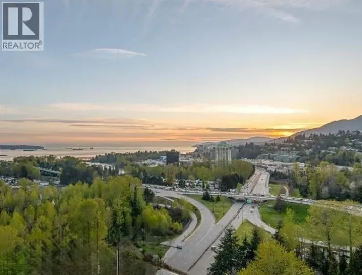 2207 200 KLAHANIE COURT, West Vancouver