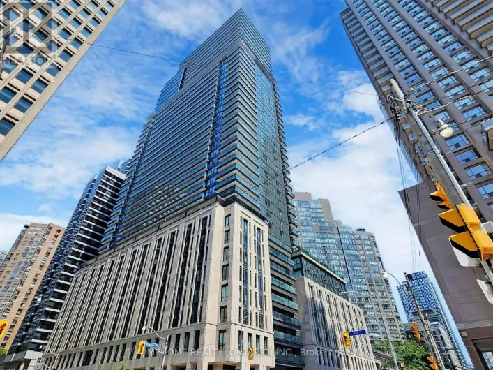 2207 - 955 BAY STREET, Toronto
