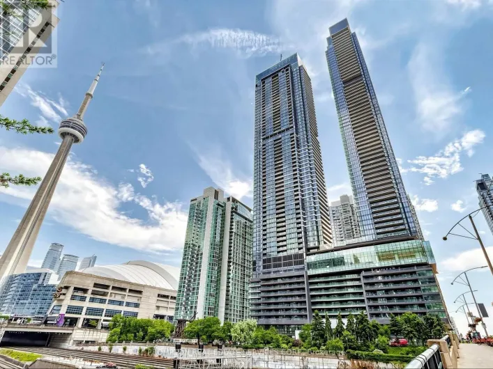 2208 - 1 CONCORD CITYPLACE WAY, Toronto
